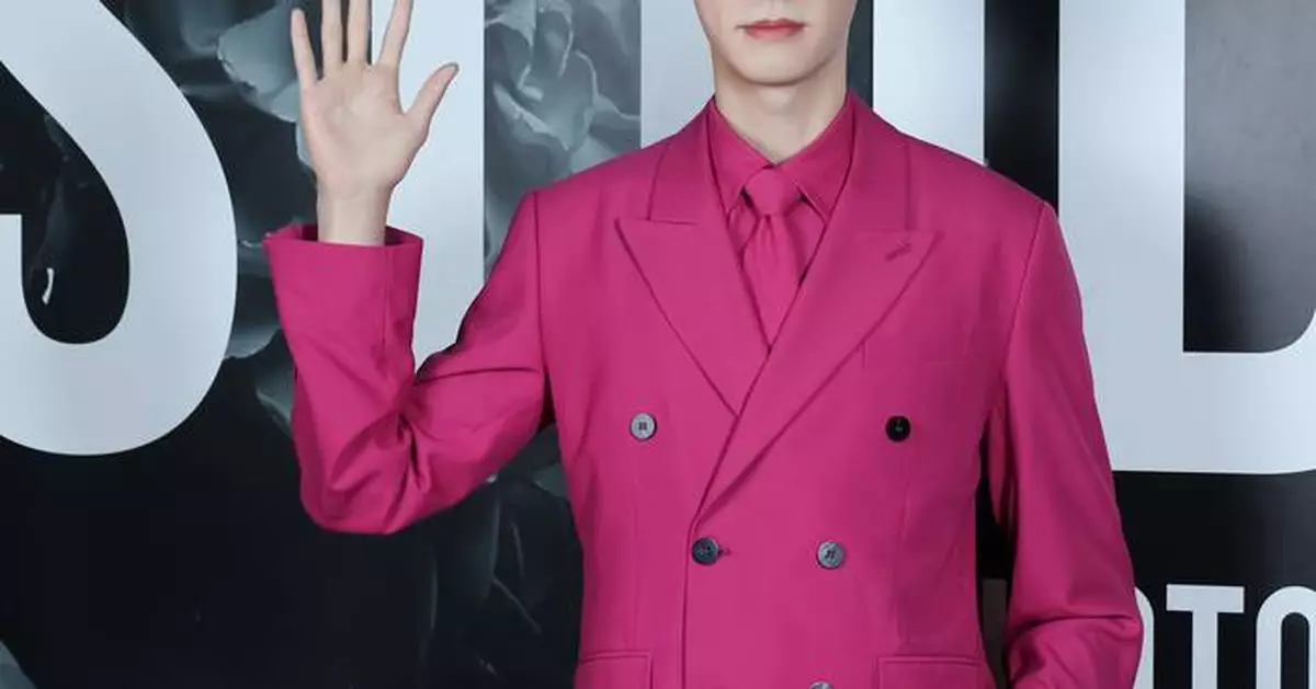 Merlin Entertainments’ Madame Tussauds Hong Kong Adds Star Power Gong Jun’s Wax Figure Joins the Fashion Zone