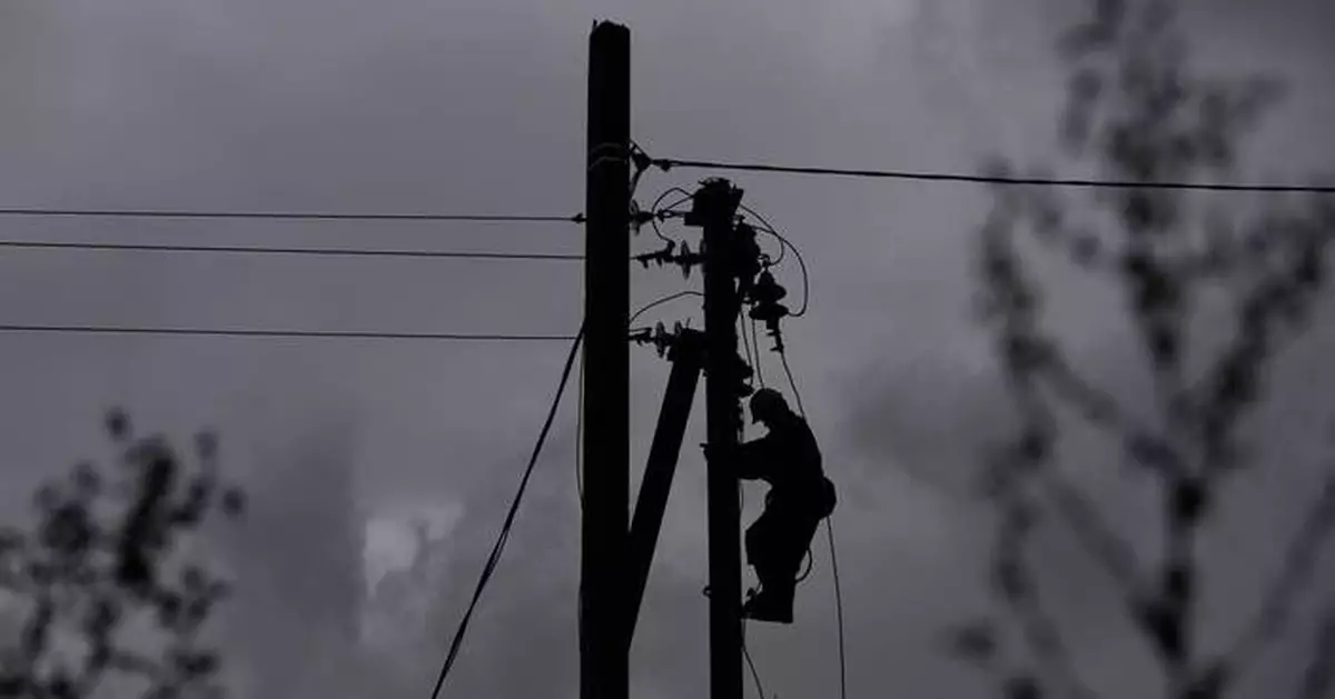 Russia’s new energy assault pushes Ukrainians into another winter of blackouts