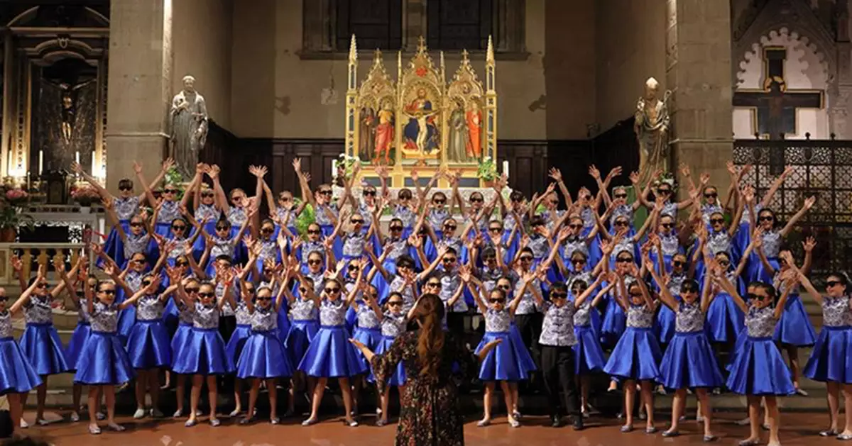 Hong Kong Choir Makes History with Golden David Win