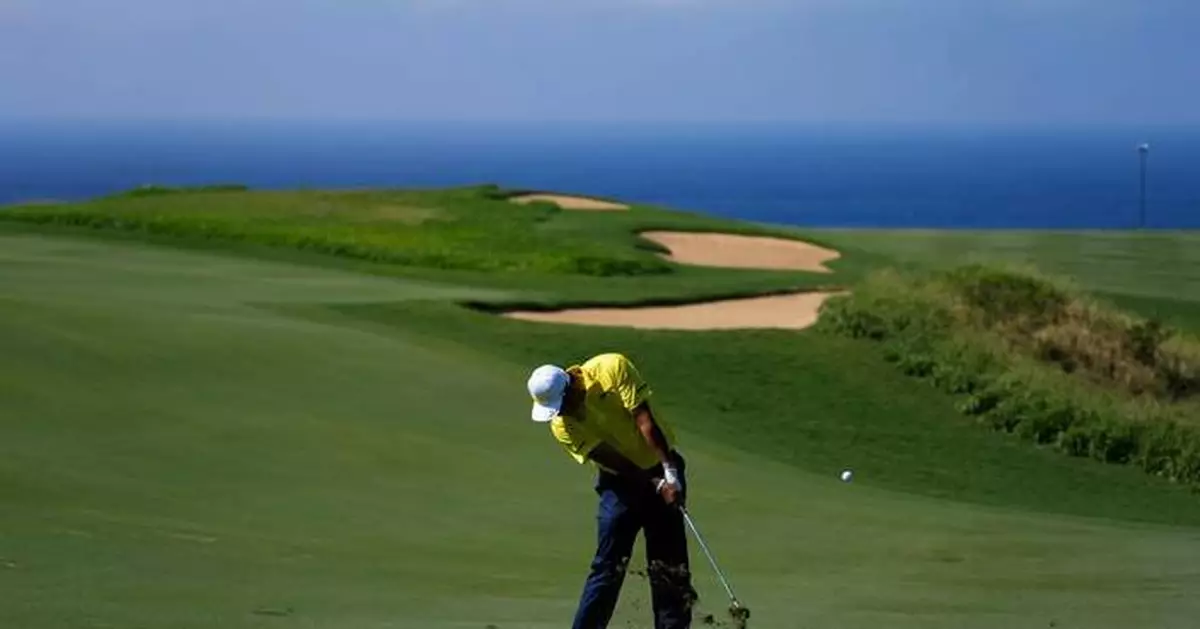 The Sentry at Kapalua gets canceled instead of going to another course. Sony Open to start season