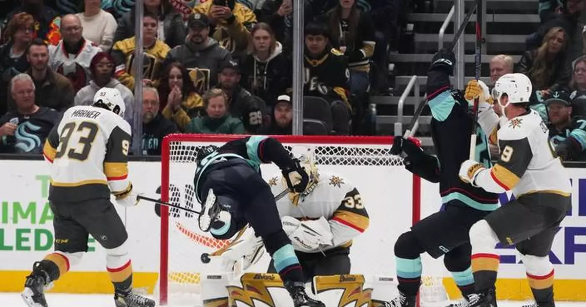 McCann scores with 3.8 seconds left in OT, Kraken beat Golden Knights 2-1