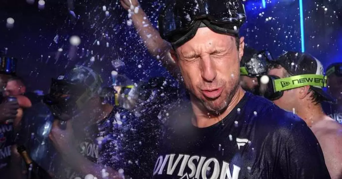 Bichette left off Blue Jays' ALCS roster but Scherzer and Bassitt active, Woo returns for Mariners