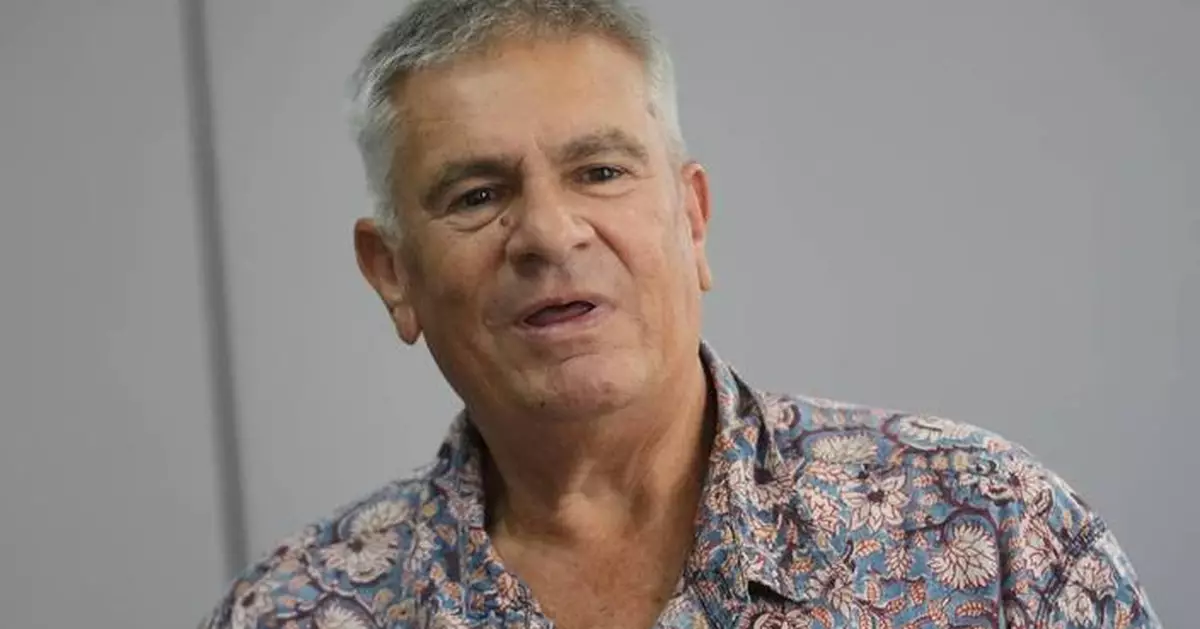 Australian says he was improperly arrested in Thailand over his criticism of Malaysia