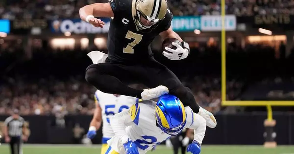 Saints activate Taysom Hill and Foster Moreau ahead of Sunday's game against the Giants