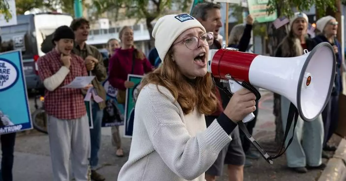 Judge dismisses young climate activists’ lawsuit challenging Trump on fossil fuels