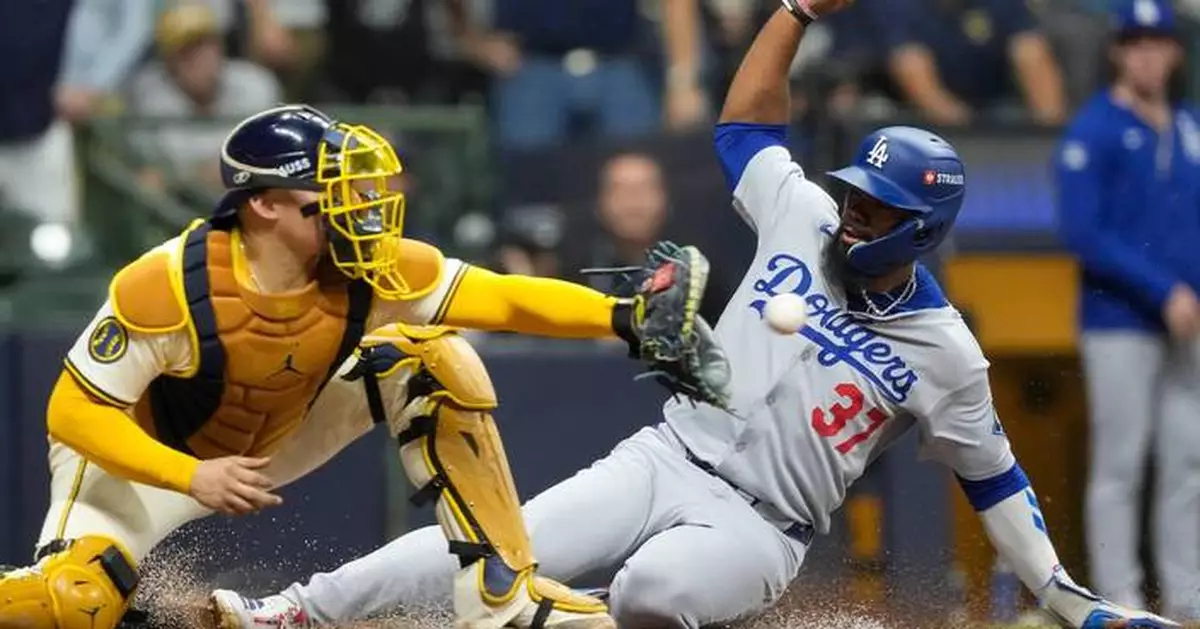 Dodgers' Teoscar Hernández says 'nobody to blame but myself' for his role in weird NLCS double play