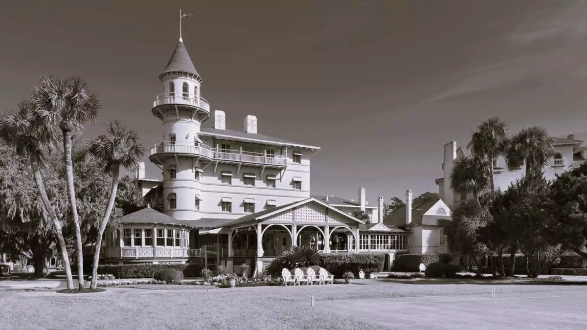 Jekyll Island Club Resort (1887) Jekyll Island, Georgia. Photo credit: Historic Hotels of America and Jekyll Island Club Resort.
