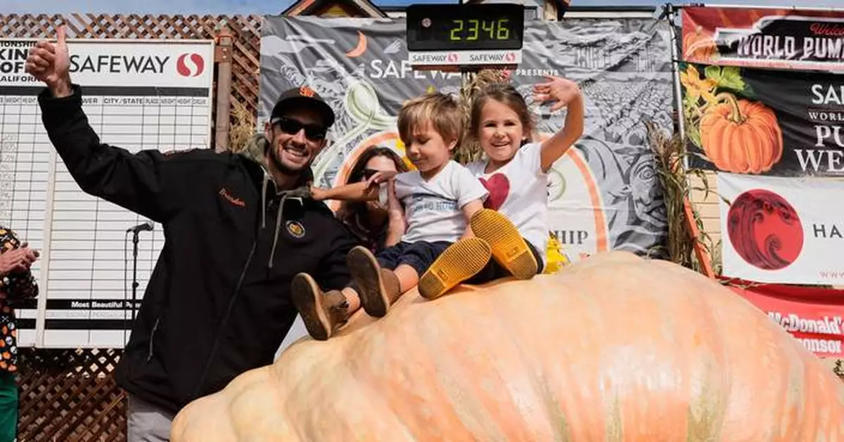California engineer wins pumpkin contest with 2,346-pound gourd