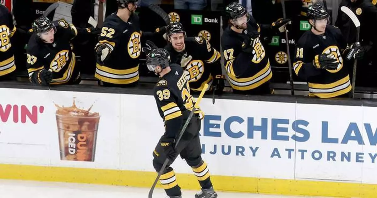 Pastrnak and Lindholm star as the Bruins rally past the Islanders 5-2