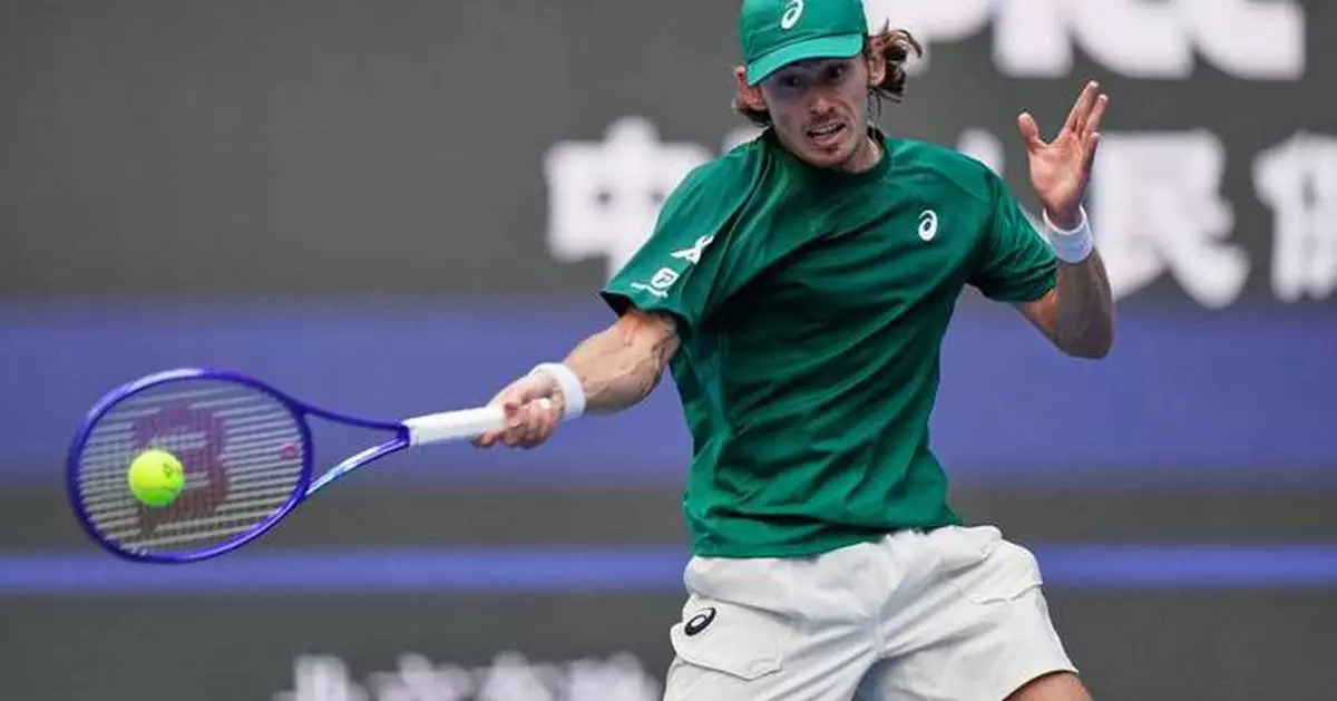 Alex de Minaur advances to third round at the Shanghai Masters, Andrey Rublev out
