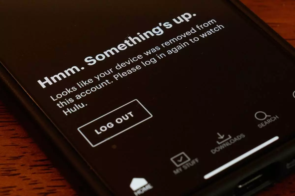 A Hulu mobile app shows it is not available during the Amazon Web Services outage, Monday, Oct. 20, 2025, in Chicago. (AP Photo/Kiichiro Sato)