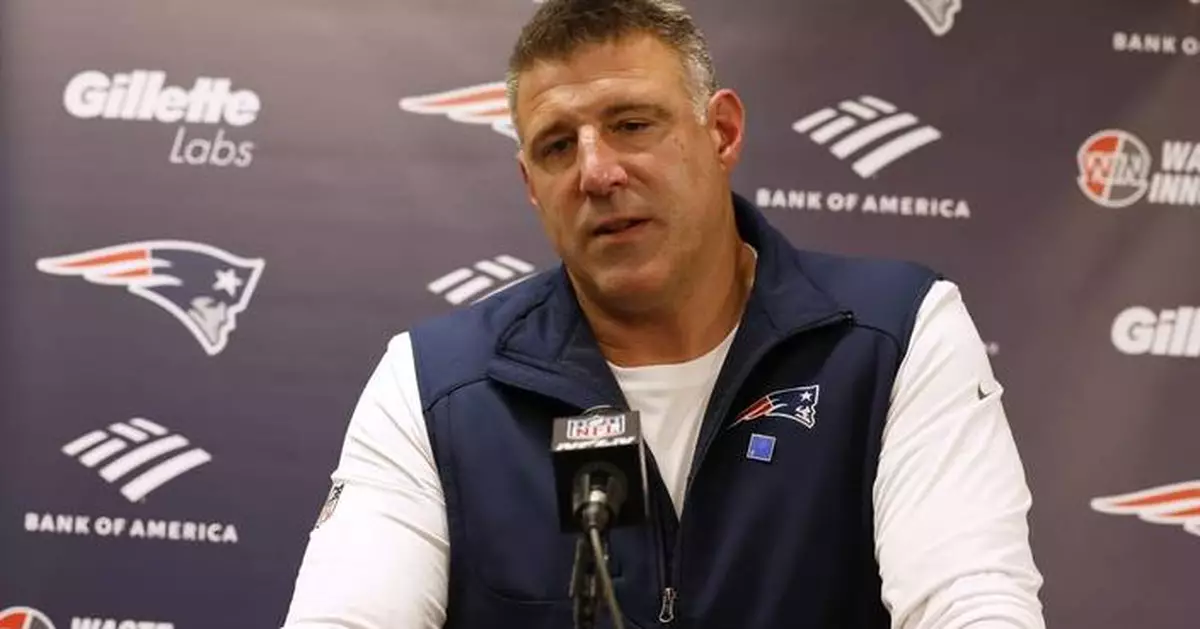 Mike Vrabel and his Patriots head to Tennessee looking to extend winning streak to four