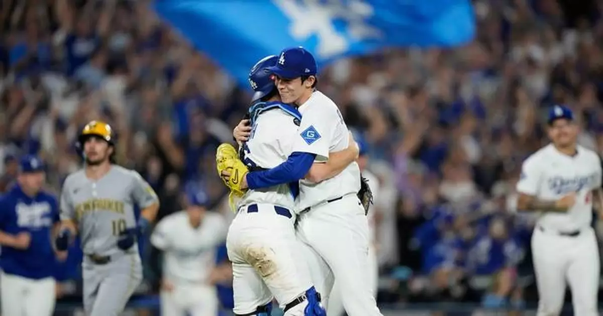 Shohei Ohtani hits 3 homers and strikes out 10 in Dodgers' clinching 5-1 NLCS win over Brewers