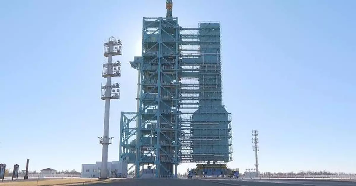 Shenzhou-21 spaceship ready for launch with favorable weather conditions