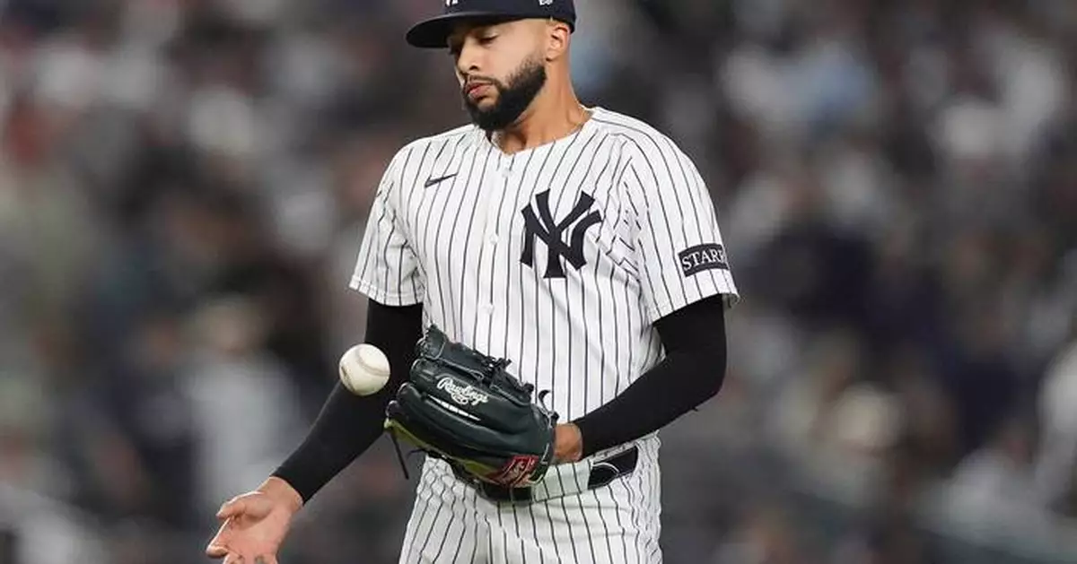 Devin Williams open to re-signing with the Yankees after adjusting to New York in rocky first season