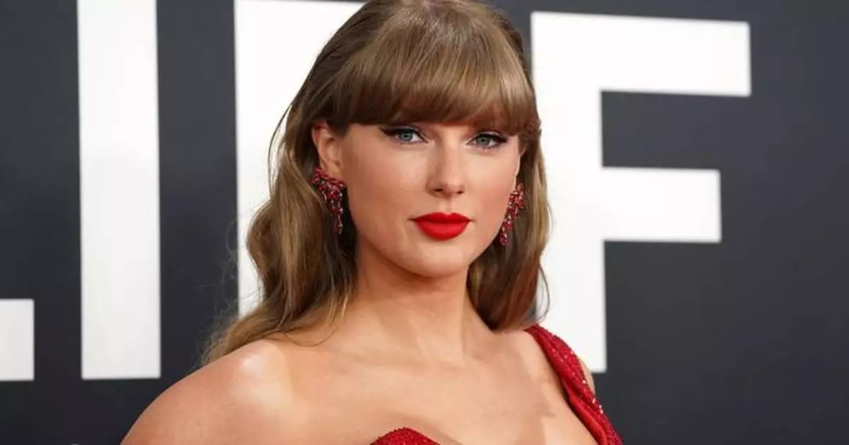 Taylor Swift fans flood German museum to see painting echoing her hit video 'The Fate of Ophelia'