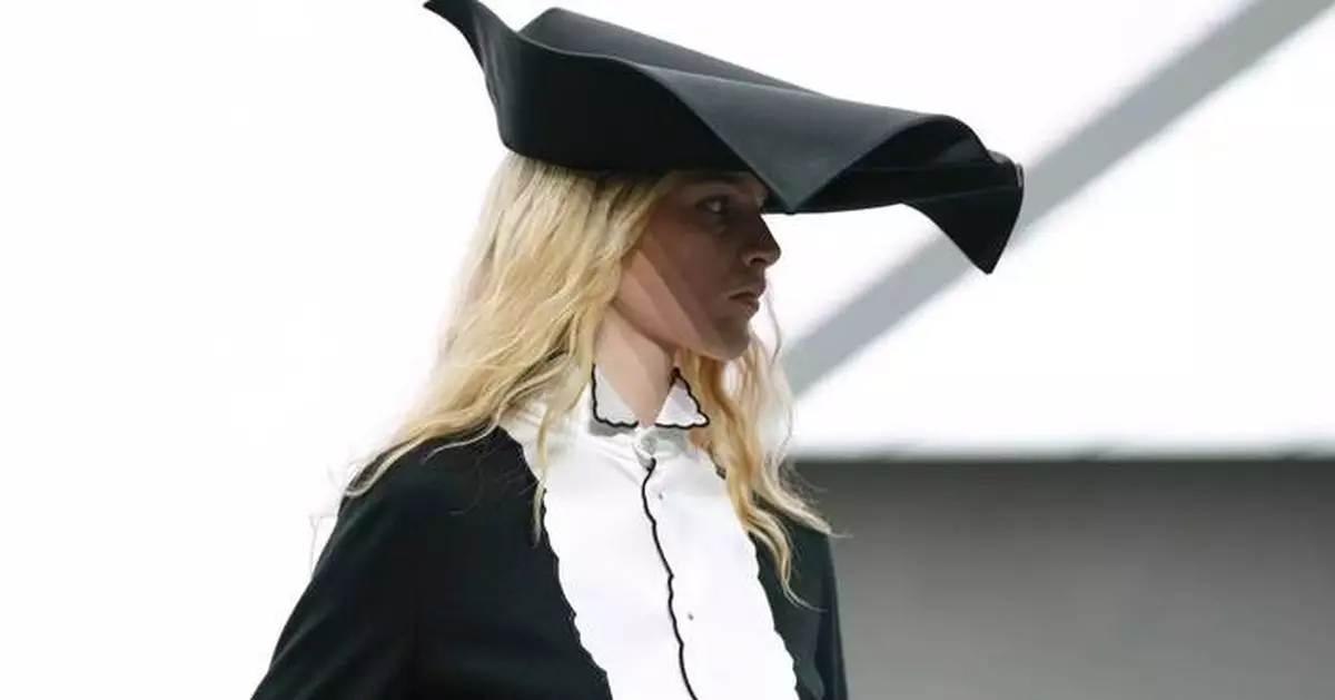 Anderson’s Dior womenswear debut is a montage of ideas, but not a 'New Look'