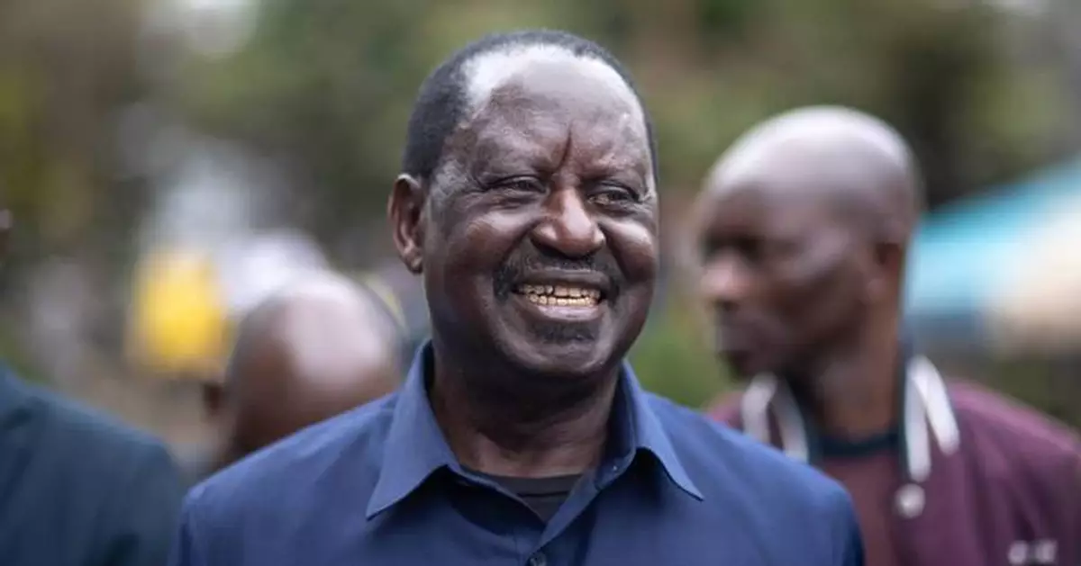 Kenya police fire at mourners and 2 die as violence erupts at viewing of body of ex-Premier Odinga