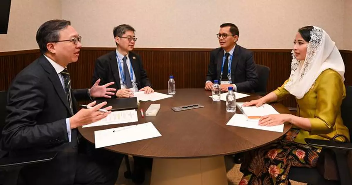 Paul Lam Engages in APEC Meetings, Discusses Structural Reforms and Legal Collaboration in Korea