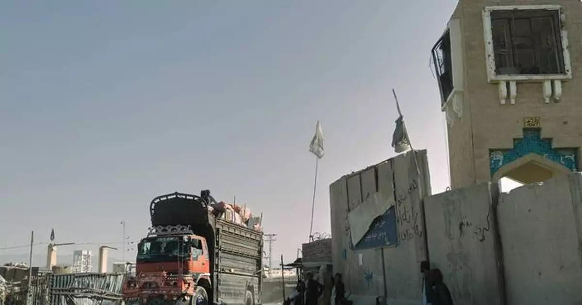 Pakistan says peace talks with Afghanistan's Taliban government in Istanbul failed after 4 days