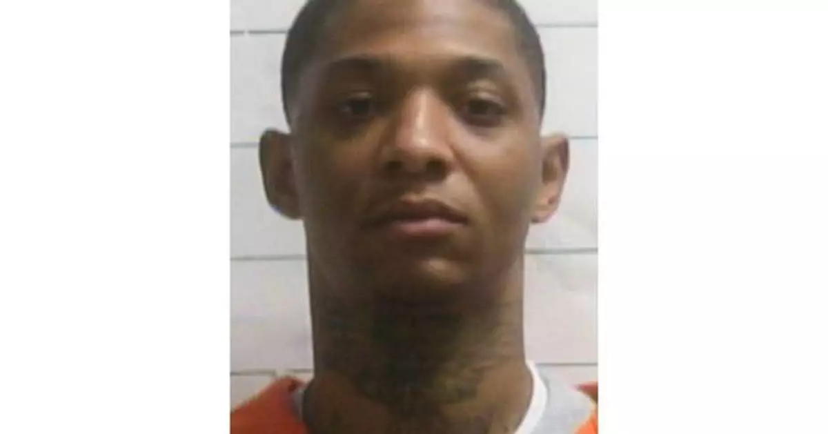 Last of 10 New Orleans jail escapees from May is captured under a house in Atlanta