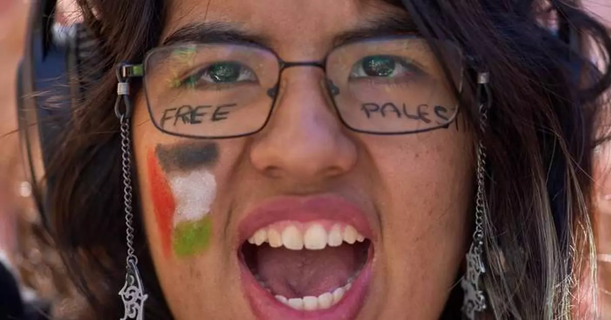 Photos show widespread protests after Israeli forces intercept Gaza-bound flotilla