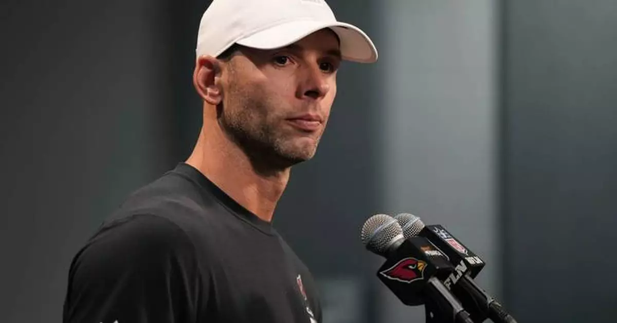 Cardinals coach Jonathan Gannon apologizes to Demercado following heated sideline exchange