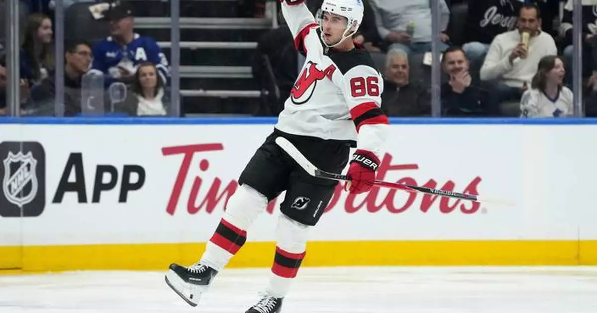 Jack Hughes' hat trick lifts Devils over Maple Leafs 5-2