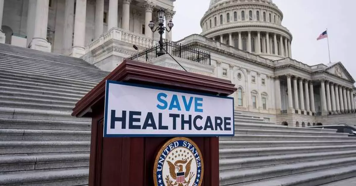 Just before shutdown, most Americans wanted health insurance tax credits extended, KFF poll finds