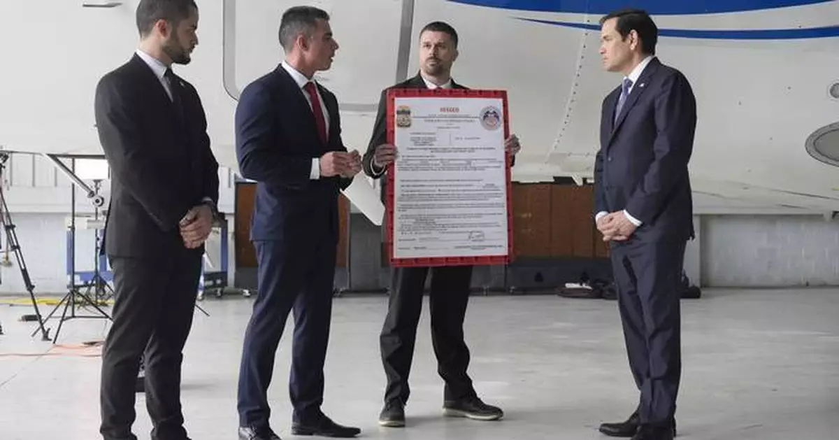 Takeaways from AP's report on how US sought to lure Maduro's pilot into betraying Venezuelan leader