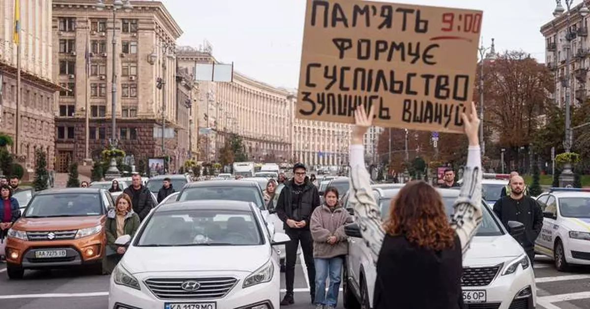 A nation pauses: Ukraine’s daily moment of remembrance endures through intensified Russian attacks