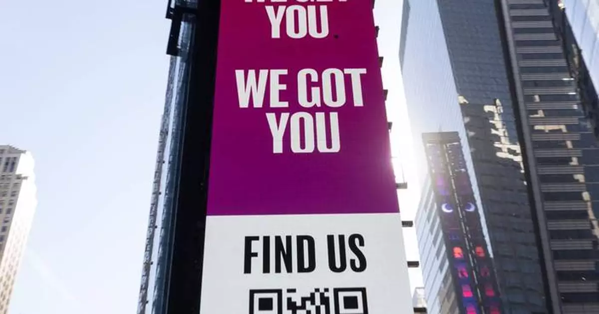 HS Connect Makes History with Times Square’s First Patient-Led Runway Show