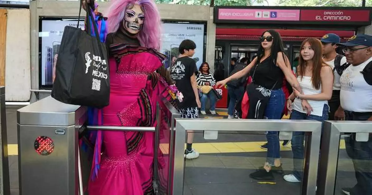 LGBTQ+ collective walks in Mexico City's Catrinas march ahead of Day of the Dead celebrations