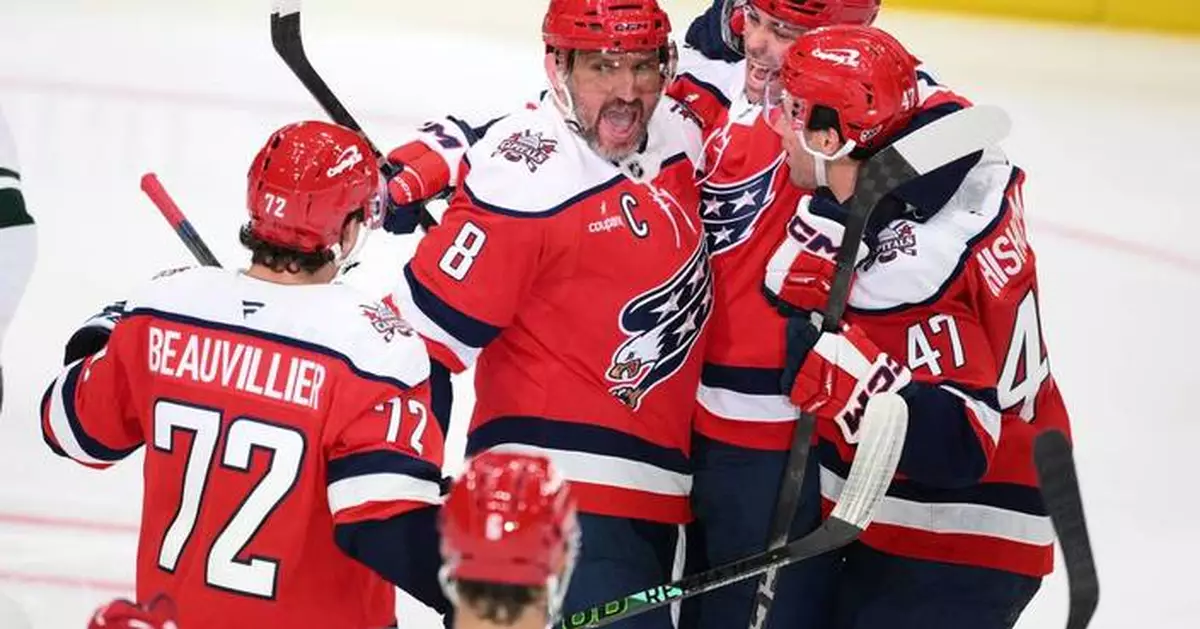 Alex Ovechkin's first goal of the season brings him within 2 of the 900 mark for his career