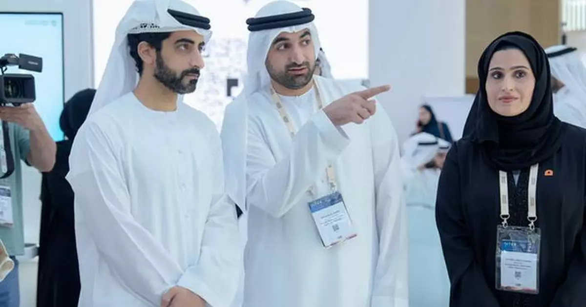 Salem bin Abdulrahman Al Qasimi Visits the Government of Sharjah Pavilion at GITEX Global 2025