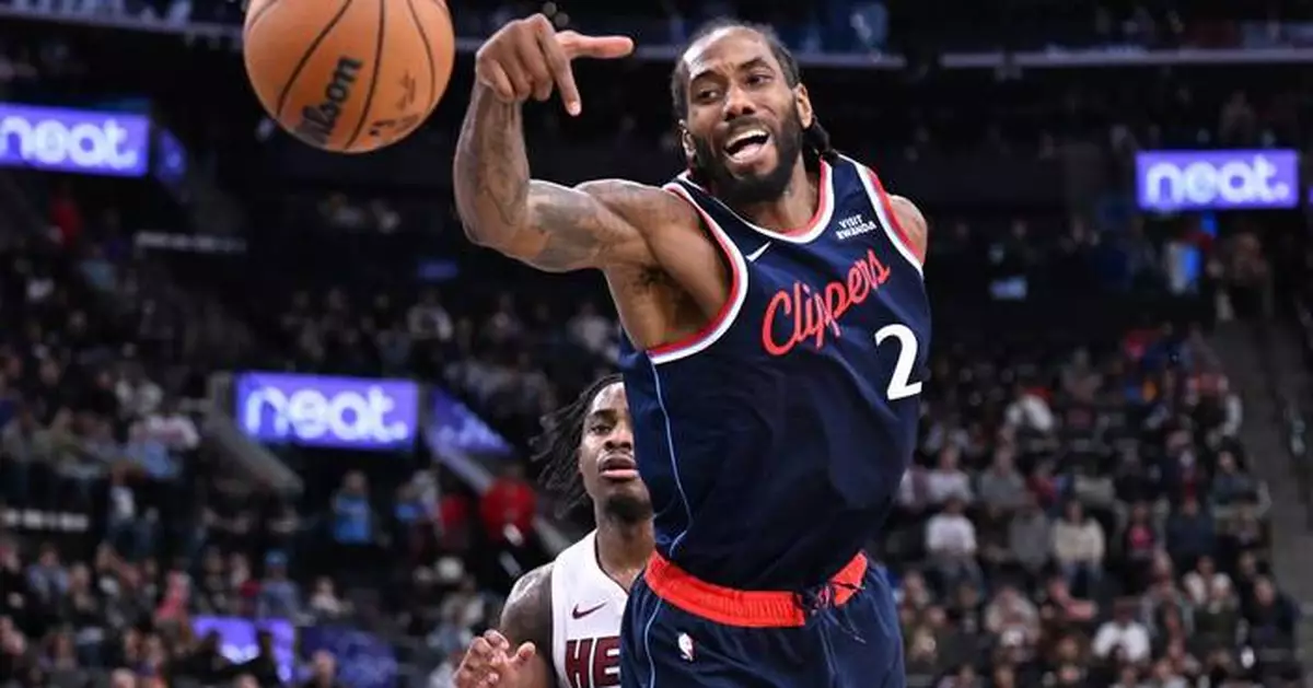 Kawhi Leonard to miss 'the next few games' for the Clippers with sprained ankle, Lue says