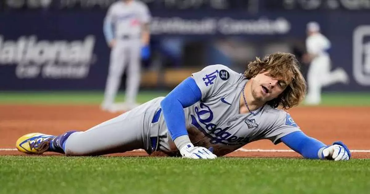 Kiké Hernández has elbow surgery and will miss World Baseball Classic