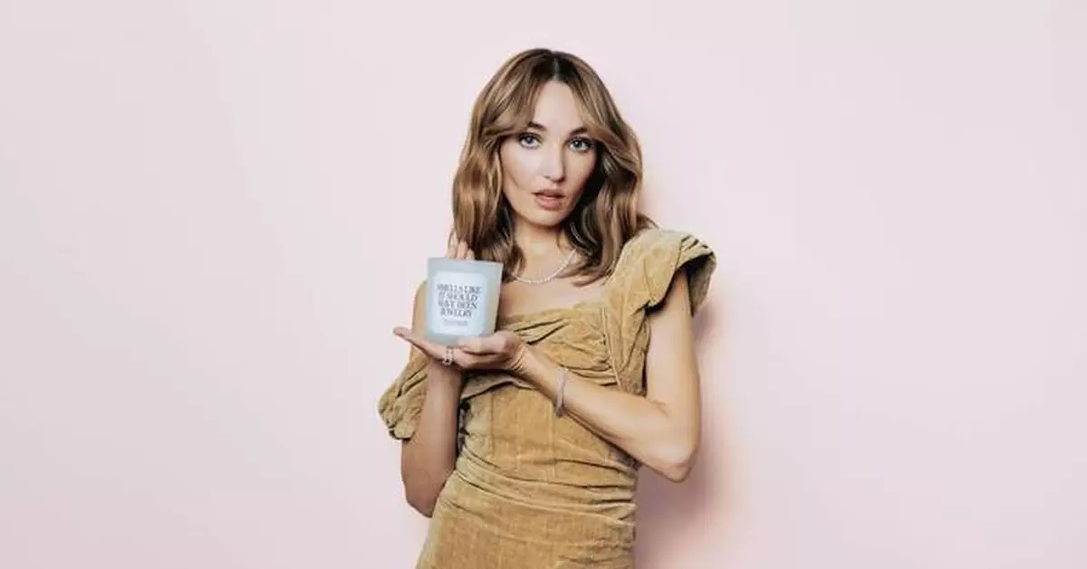 Chloe Fineman Partners With Zales to Launch the “Not Another Candle” Collection — a Holiday Jewelry Capsule That Makes Gifting Anyone (And Everyone) Effortlessly Brilliant