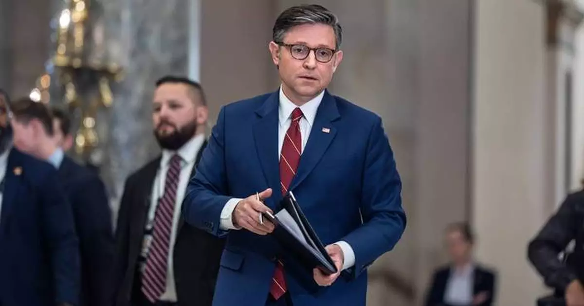 House gets back to work and quickly falls into a cycle of punishing its own