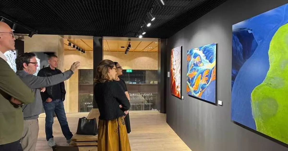 World Leading Adventure Photographer John Balsdon Heads to Australia After Bringing Down the Final Curtain on His Latest London Exhibition