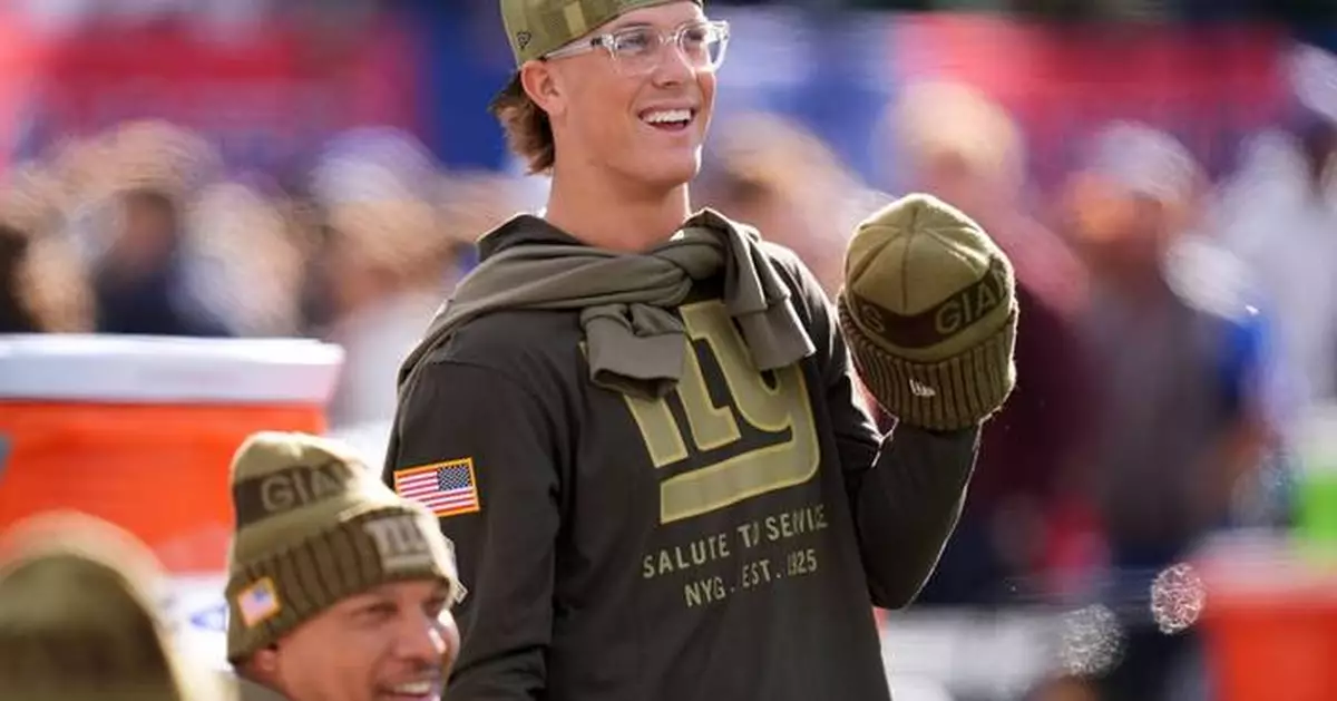 Jaxson Dart is progressing toward playing for the Giants at Detroit, interim coach Mike Kafka says