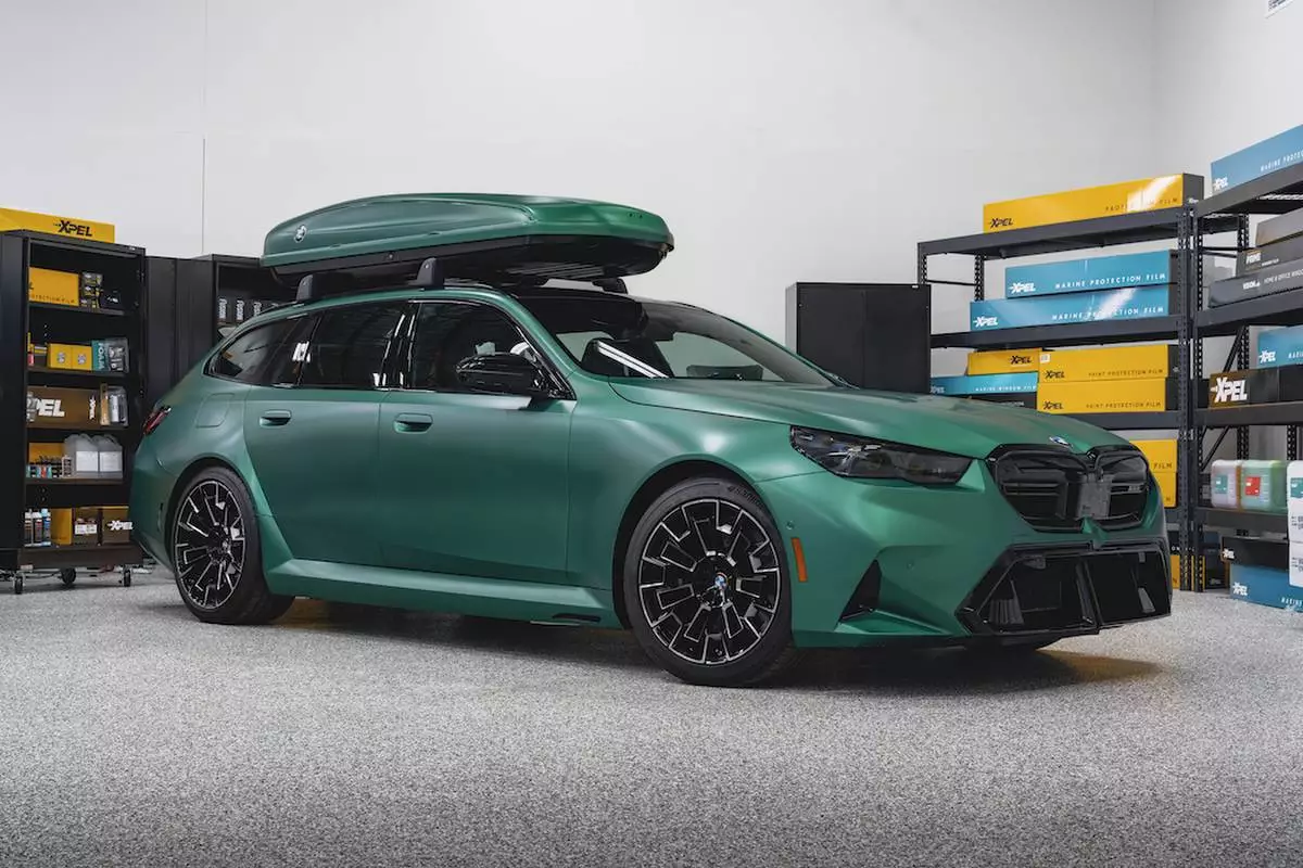 During the 2025 SEMA show, attendees can watch a new 2025 BMW M5 Touring — already protected in XPEL STEALTH(TM) PPF — transform from its factory Isle of Man Gloss Green finish to a custom BMW NA livery featuring XPEL’s Ultra Plum using XPEL COLOR PPF. Visit XPEL in the Las Vegas Convention Center’s West Hall at Booth #52065.