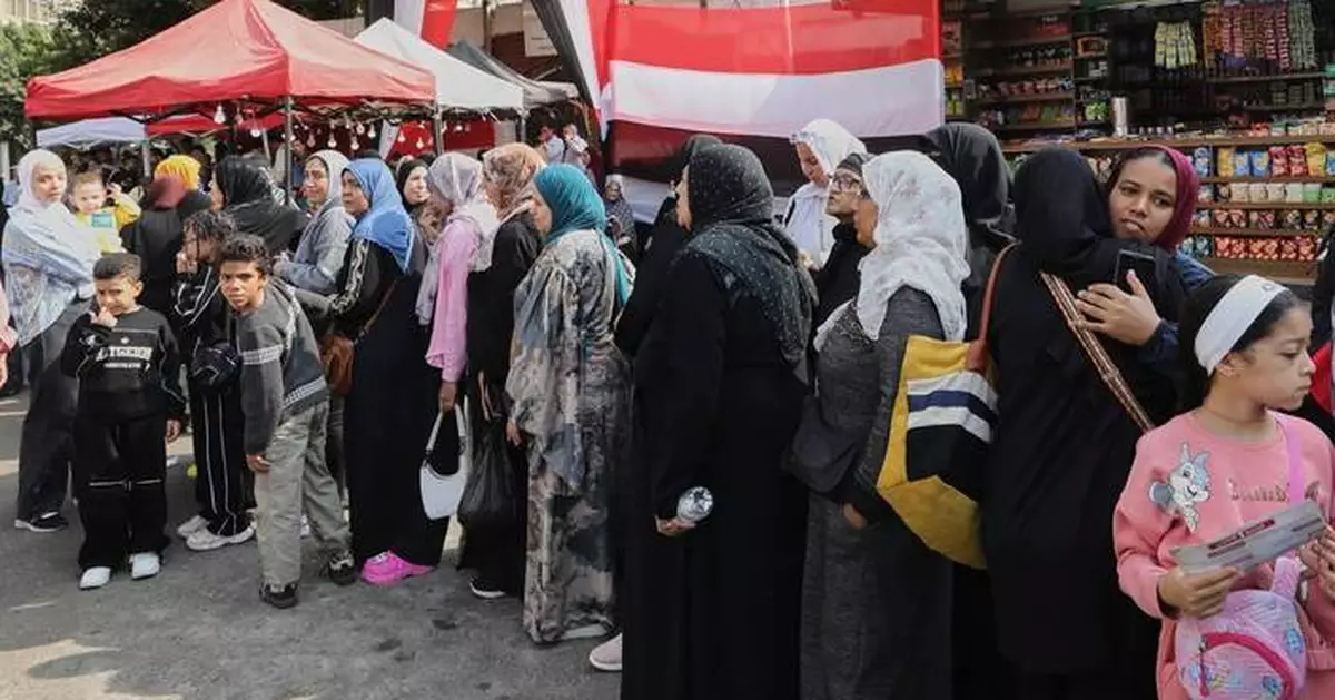 Egyptians vote in second phase of parliamentary elections