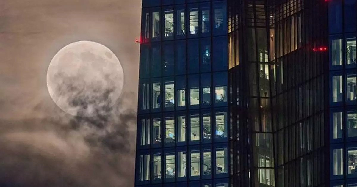 Bigger, brighter, closer: November's supermoon in photos