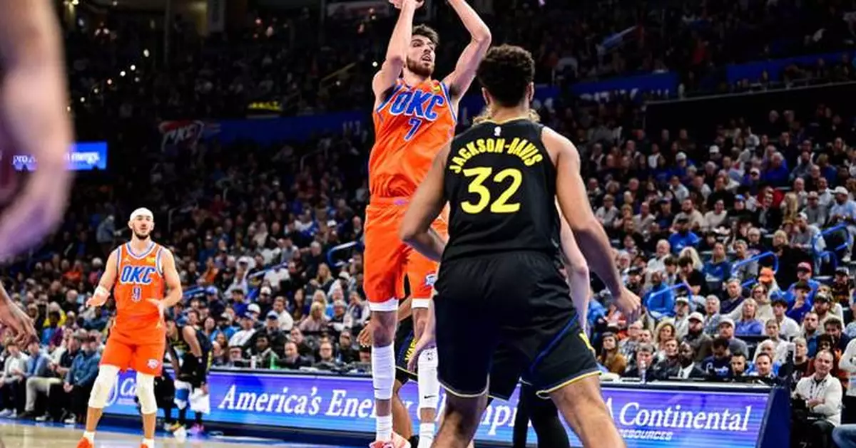 Holmgren's perfect shooting night helps Thunder roll past Warriors and shows his overall growth
