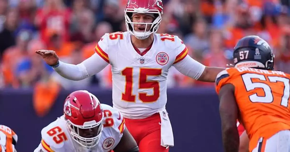 Broncos beat Chiefs 22-19 on Lutz's last-second field goal, extending win streak to 8 games