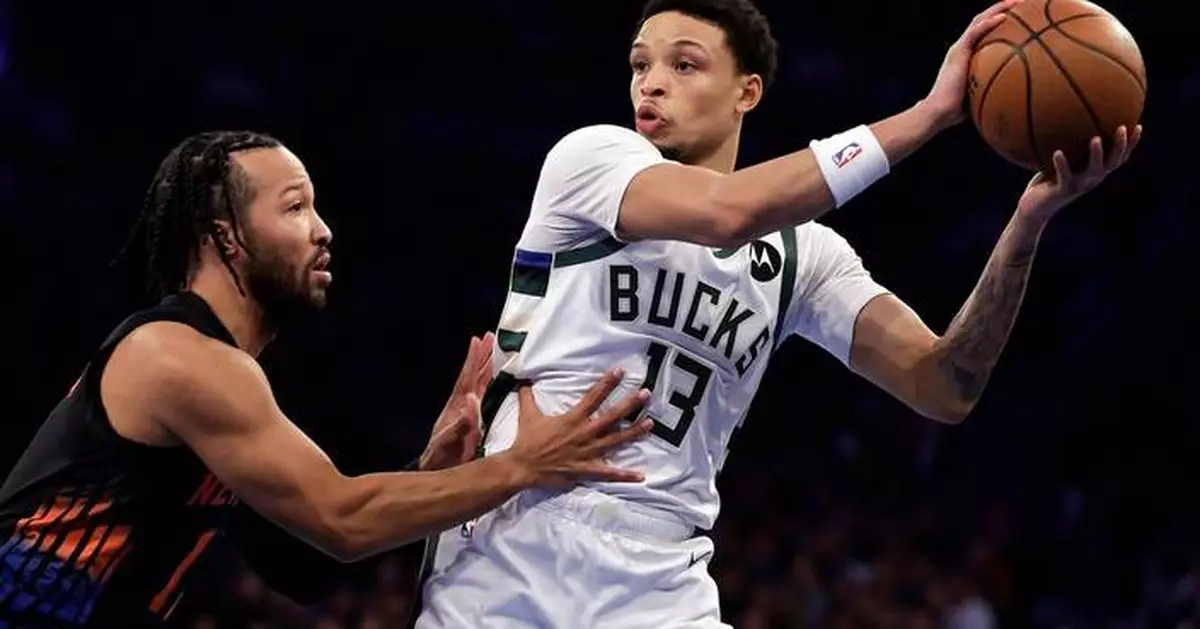 Jalen Brunson scores 37 points as Knicks fend off Bucks 118-109 and advance in NBA Cup