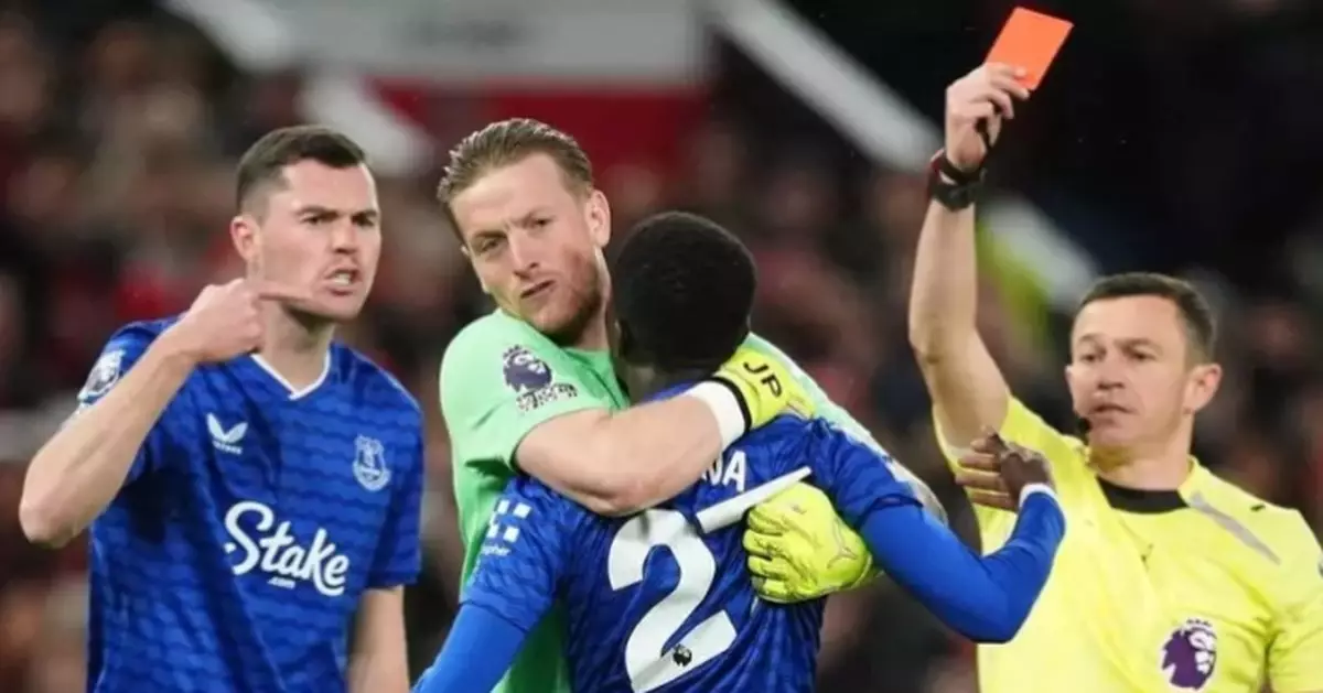 Bizarre red cards: Gueye joins list including Zidane, Simunic and Hazard after slapping own teammate