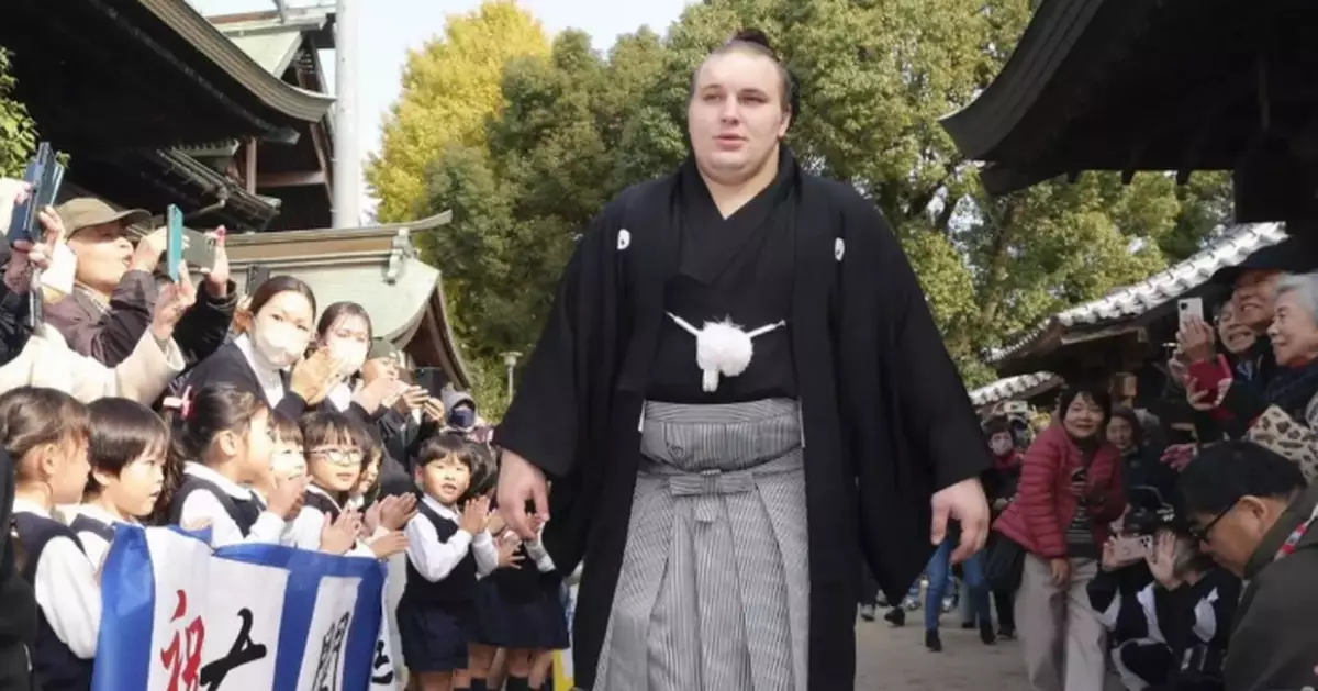 Ukrainian sumo wrestler Aonishiki nears the pinnacle of Japan's national sport