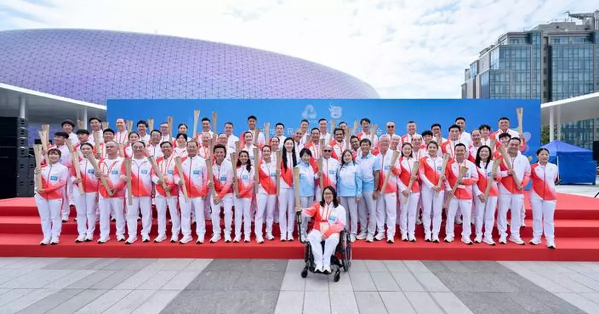 Torch Relay Celebrates Diversity Ahead of 15th National Games in Guangdong, Hong Kong, and Macao